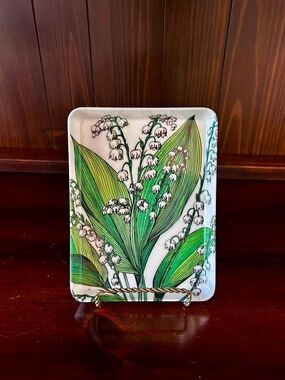 Accents Mebel Lilly Of The Valley melamine tray, Made In Italy, Small Dish Tray